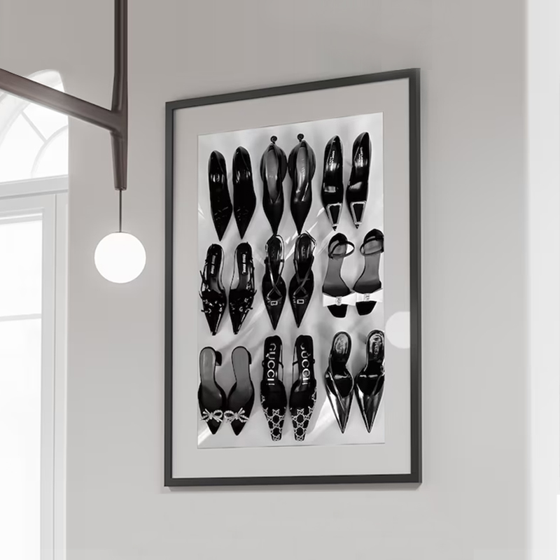 Schwarz Weiß Luxus High Heels  – Vintage Vogue Fashion Poster Bewertung und Preis