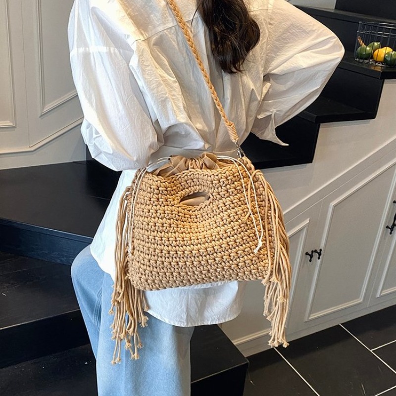 Hochwertige Leder-Wickeltasche – Vintage Fashion In Paris Bewertung und Preis