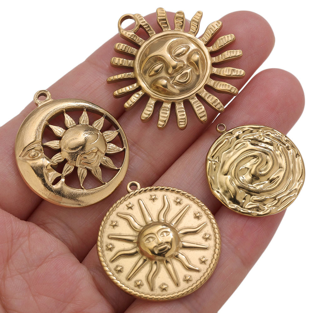 5 Stück PVD-Gold-Anhänger aus  – Vintage Fashion Blog Bewertung und Preis