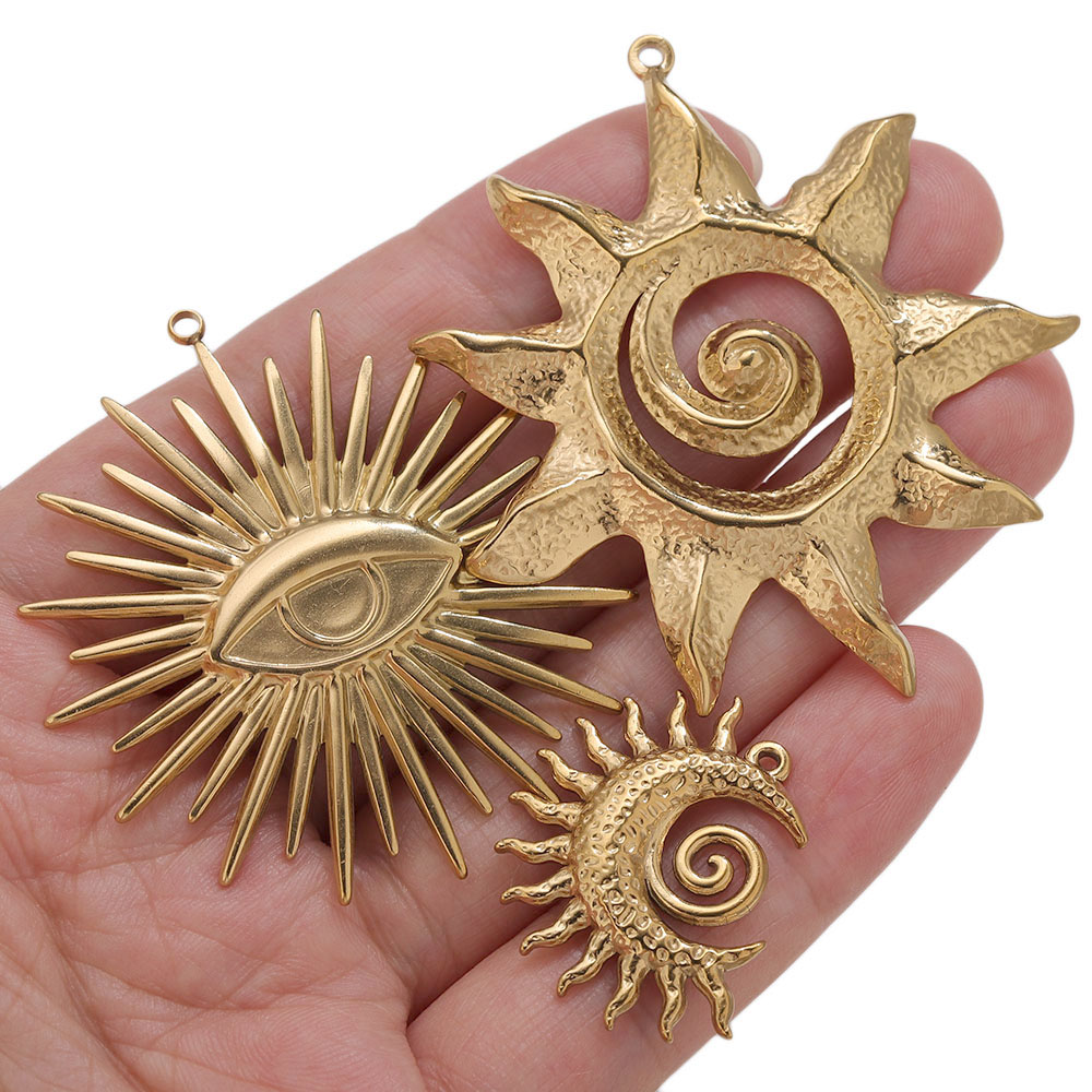 5 Stück PVD-Gold-Anhänger aus  – Vintage Fashion Blog Bewertung und Preis